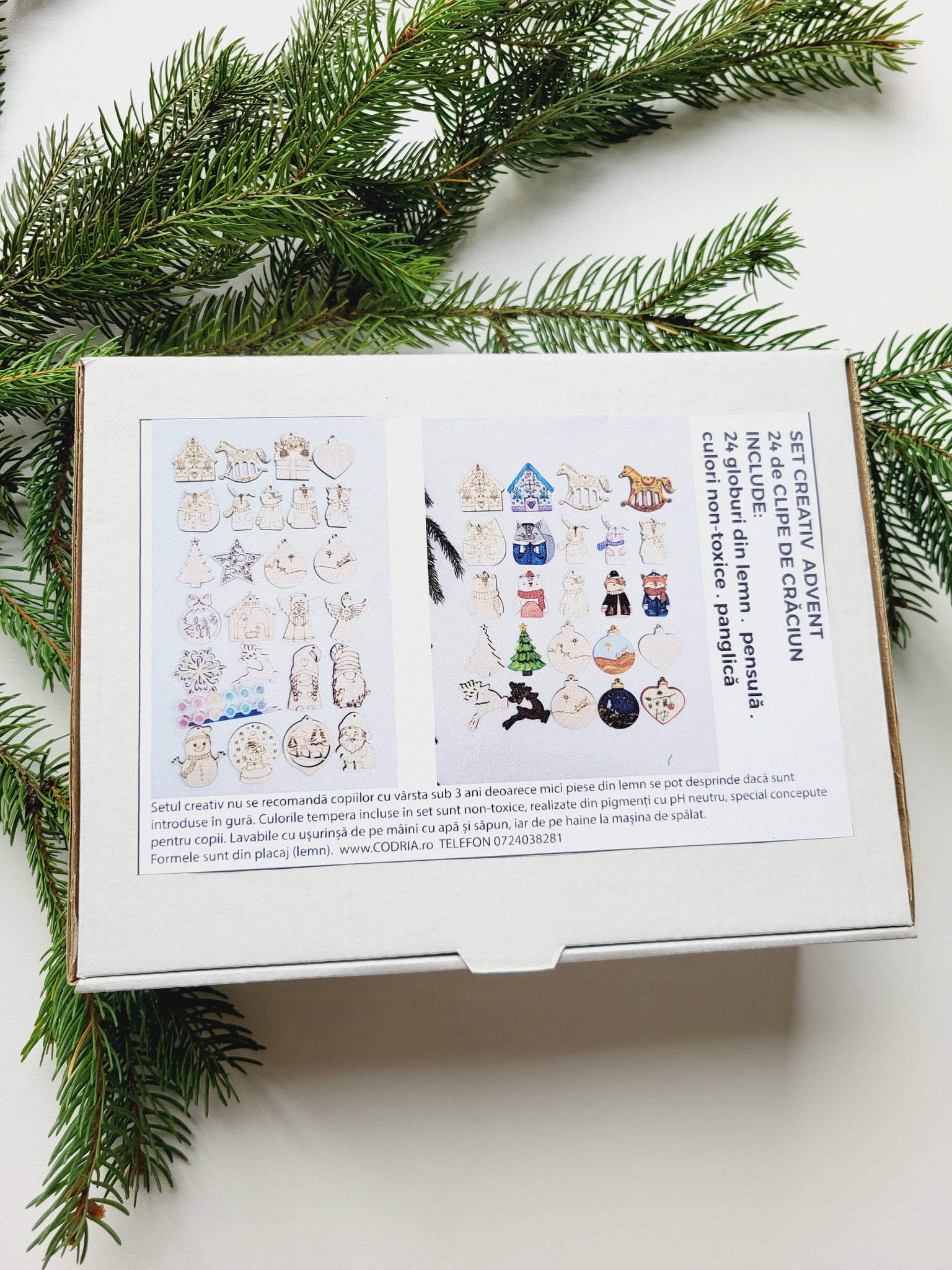 Calendar de Advent cu 25 de globuri / Set creativ de Craciun / Globuri din lemn