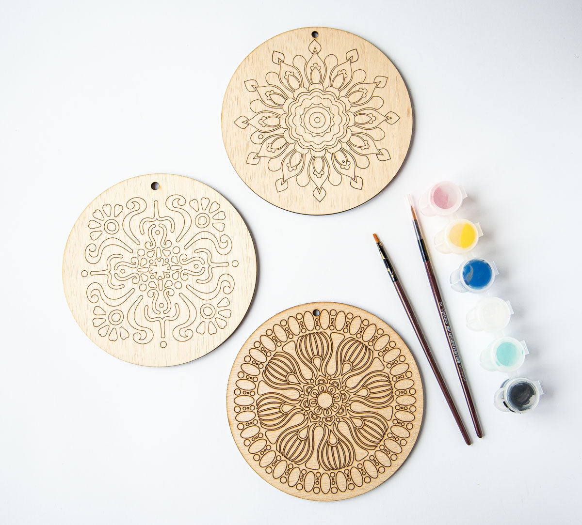 Mandala pentru pictat - kit mandala de 15 cm diametru